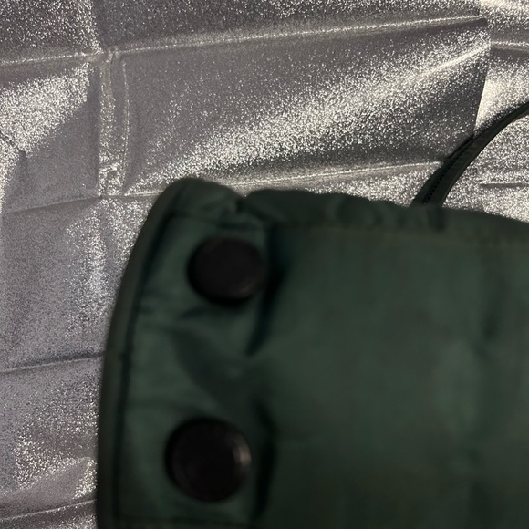 Prada green - Picture 10 of 13